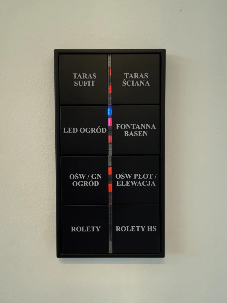 Panel sterujący KNX Jung do sterowania inteligentnym domem – Bytom